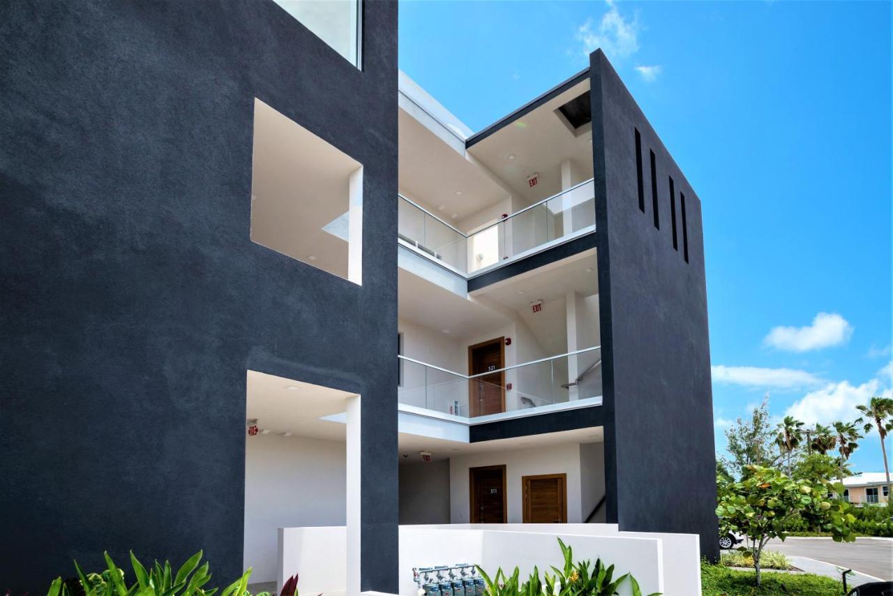 Cayman Luxury Rentals At One Canal Point ジョージ・タウン エクステリア 写真