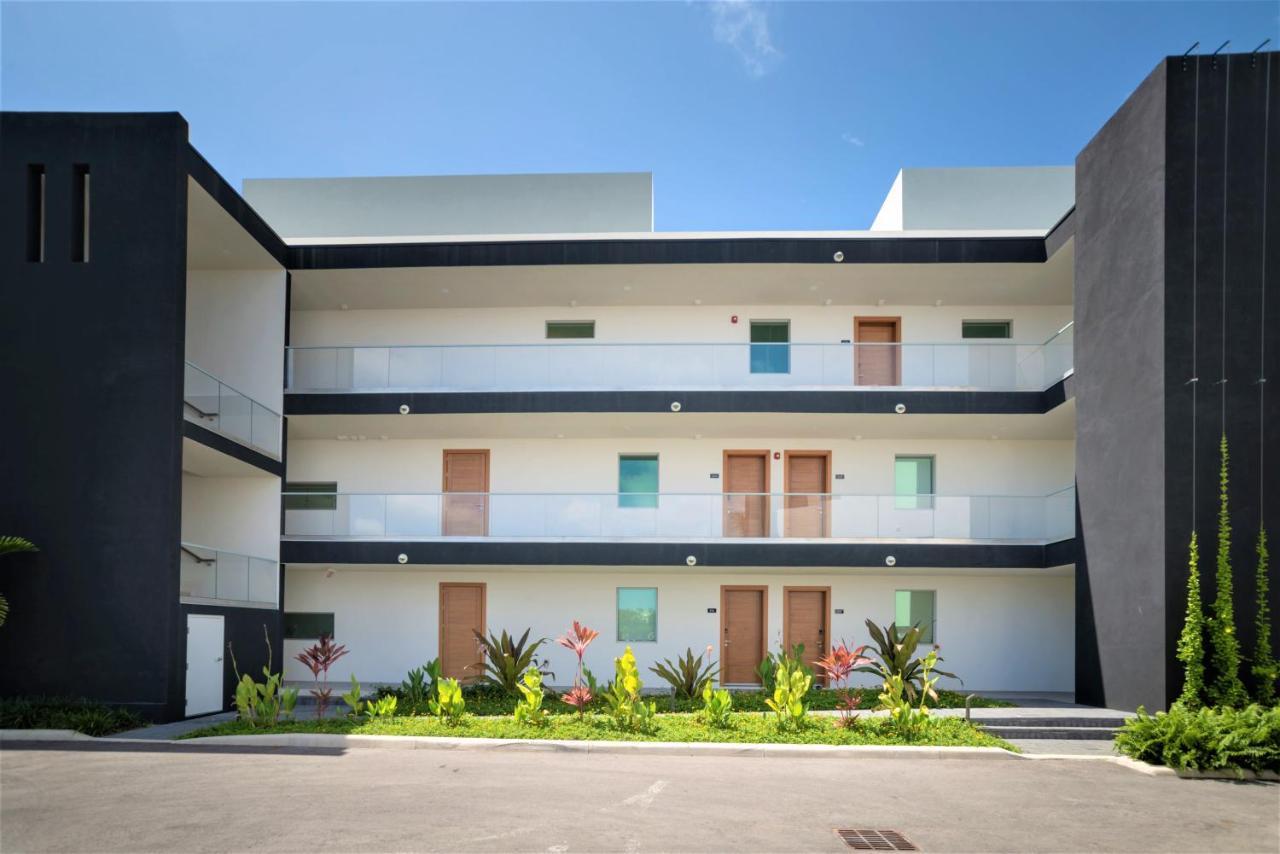 Cayman Luxury Rentals At One Canal Point ジョージ・タウン エクステリア 写真