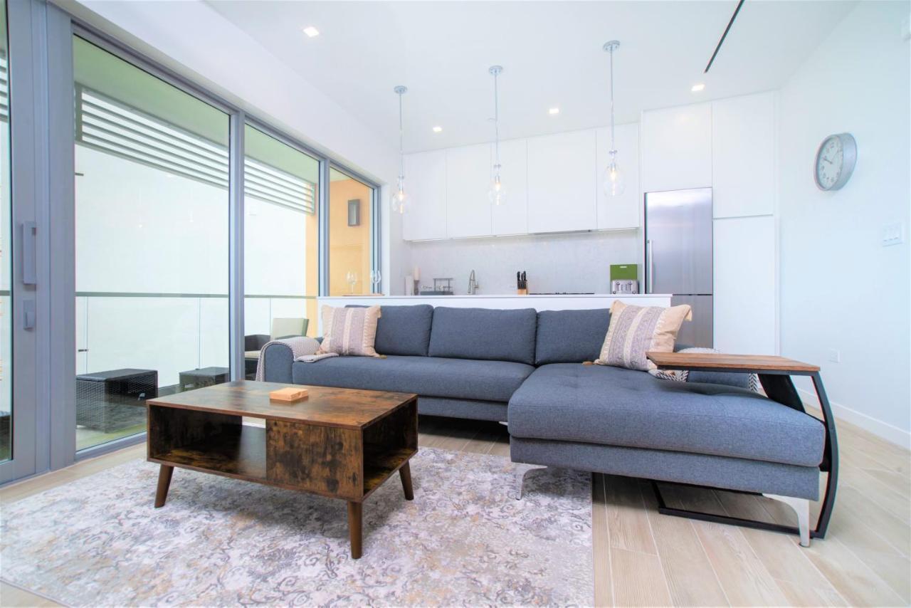 Cayman Luxury Rentals At One Canal Point ジョージ・タウン エクステリア 写真