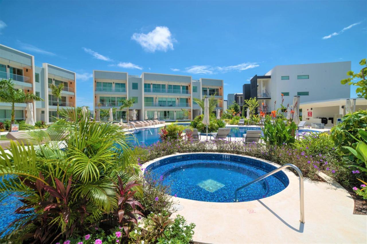 Cayman Luxury Rentals At One Canal Point ジョージ・タウン エクステリア 写真